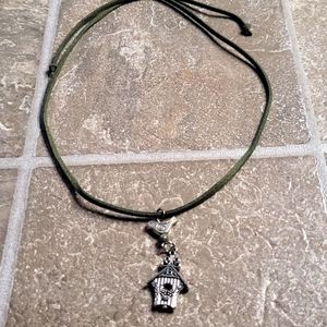🐦HAND-CRAFTED NECKLACE